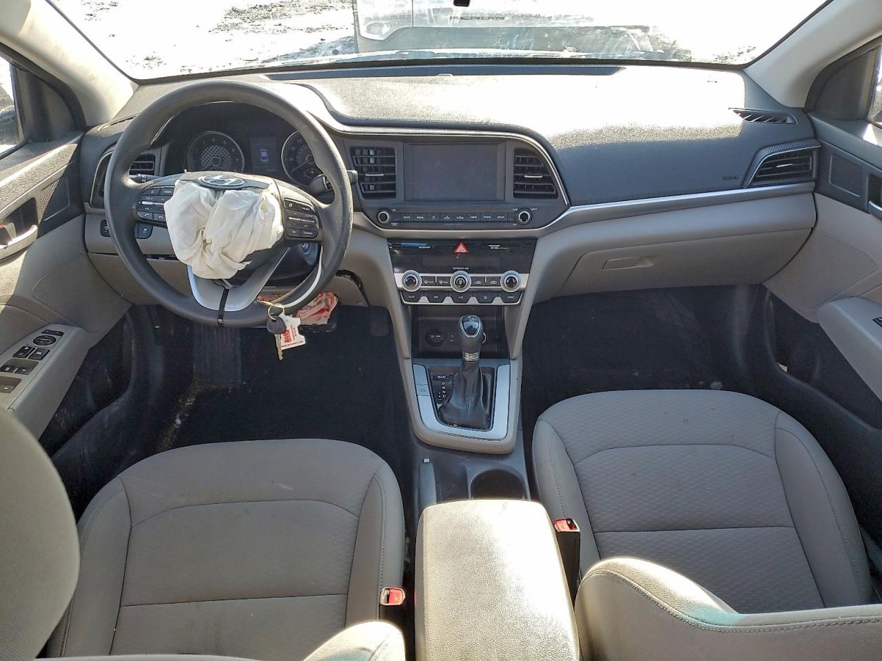 HYUNDAI ELANTRA SEL