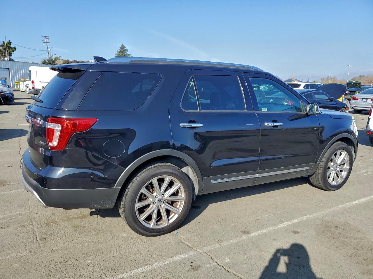 FORD EXPLORER LIMITED