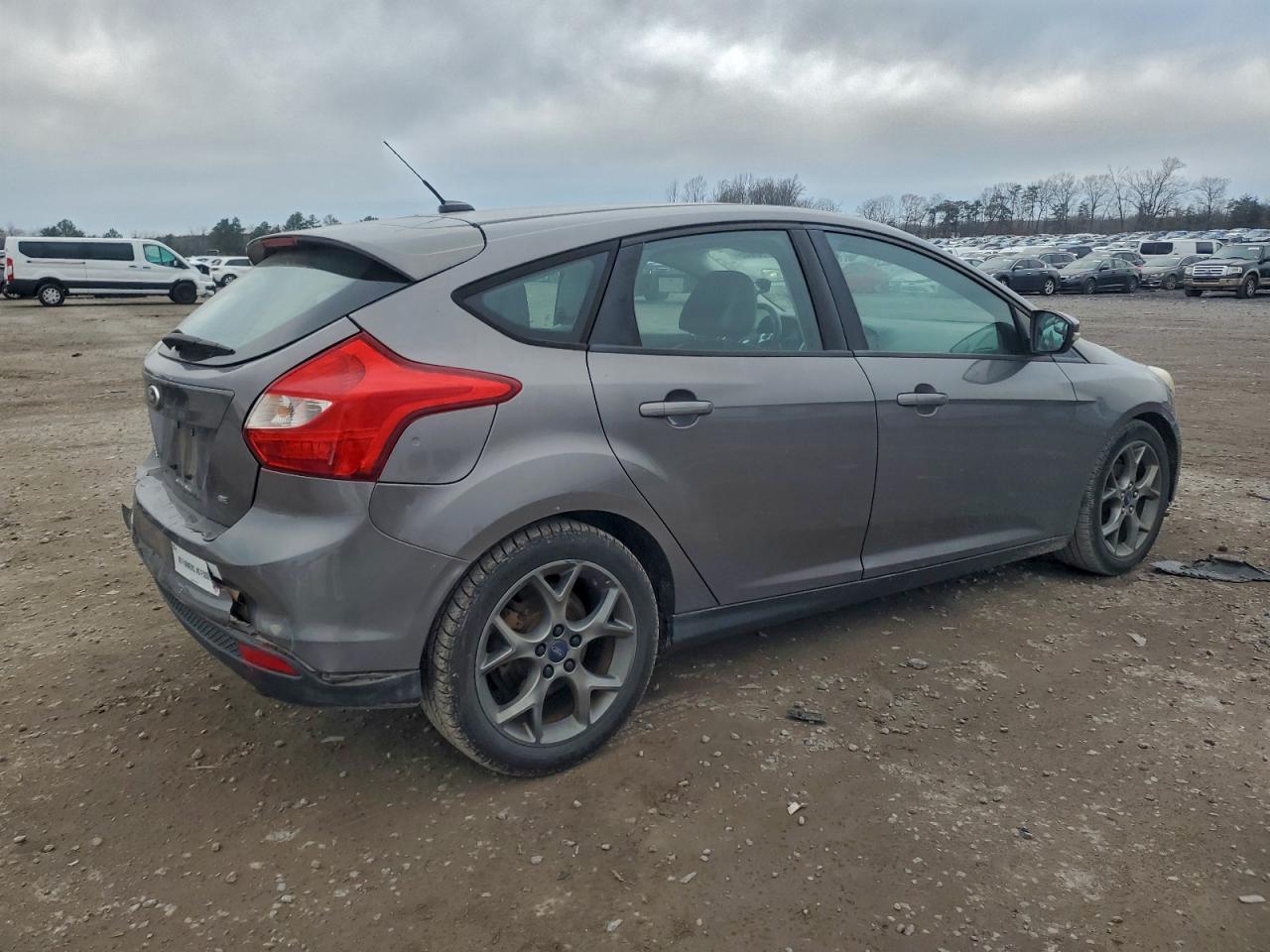 FORD FOCUS SE