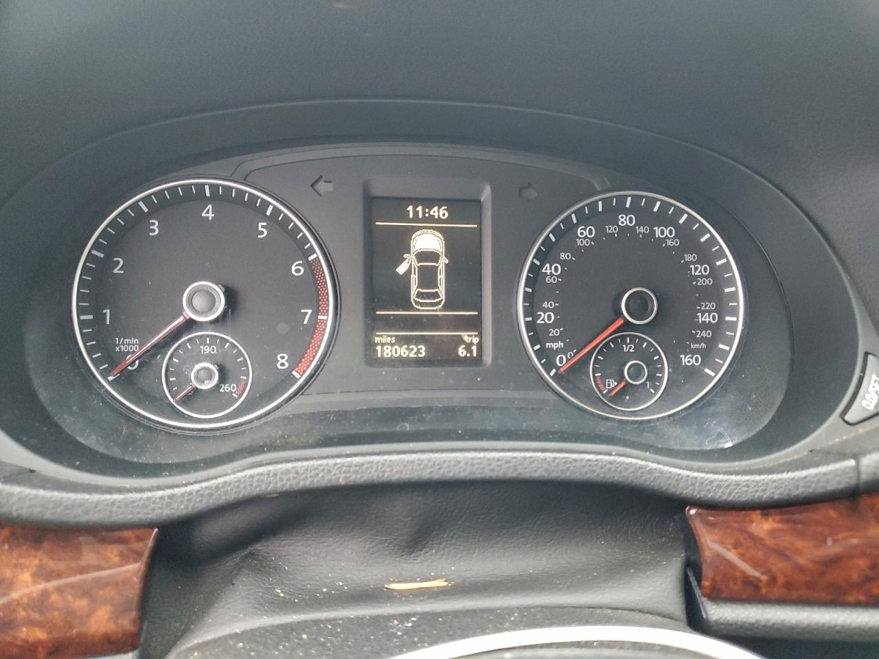 VOLKSWAGEN PASSAT SEL