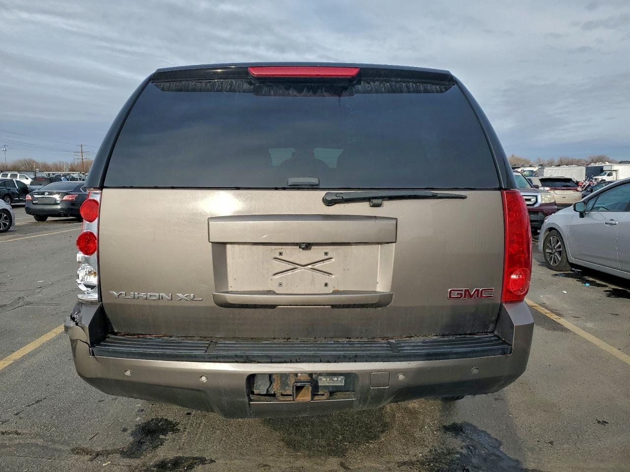 GMC YUKON K1500 SLT