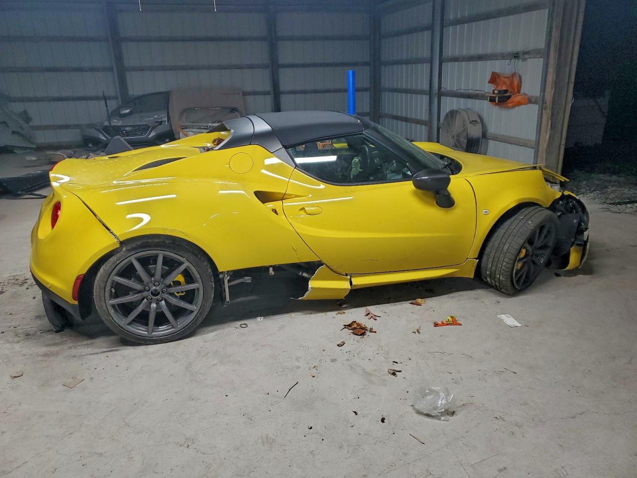 ALFA ROMEO 4C SPIDER