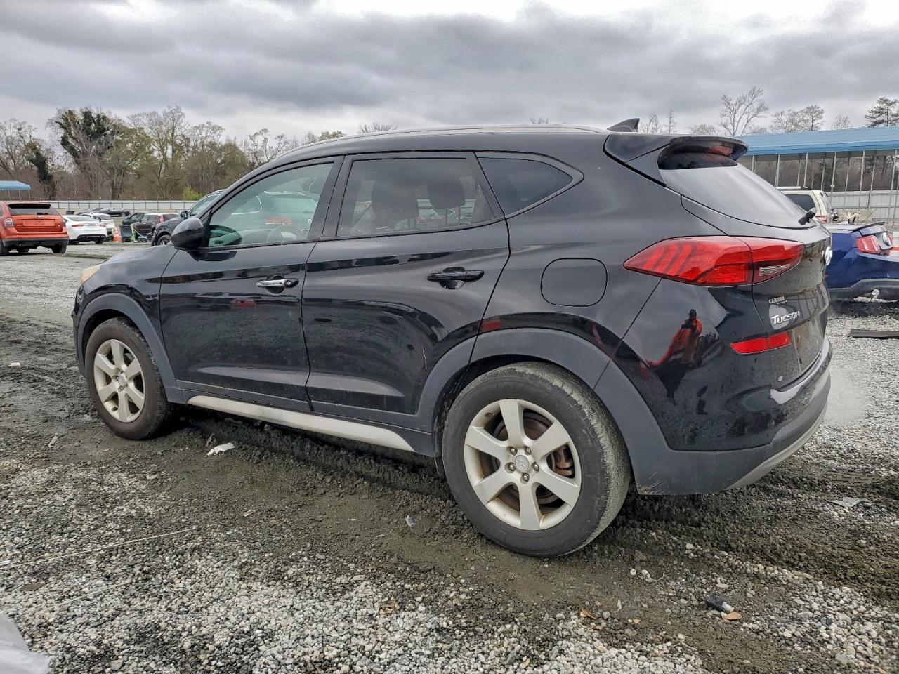 Lot #3318958923 2019 HYUNDAI TUCSON LIM