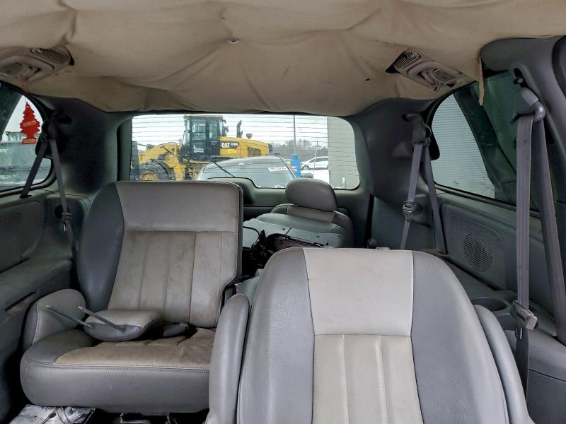 2004 CHRYSLER TOWN & COU #3308459320