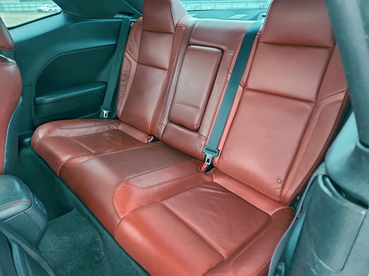 DODGE CHALLENGER SXT PLUS