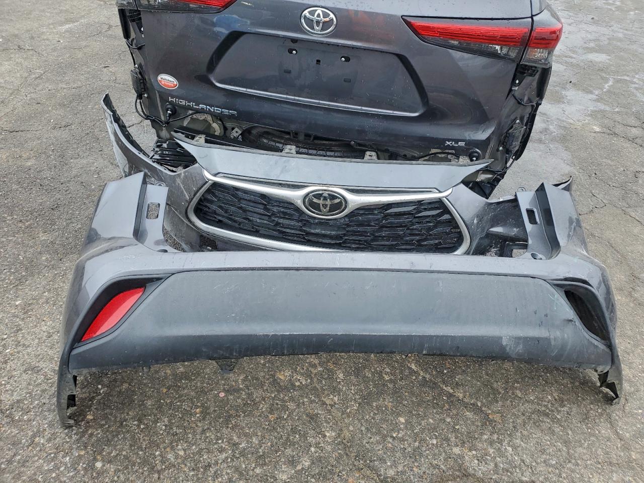 TOYOTA HIGHLANDER XLE