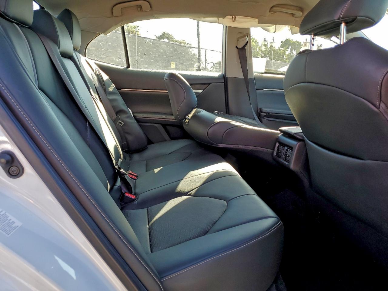 Lot #3318065394 2019 TOYOTA CAMRY XSE