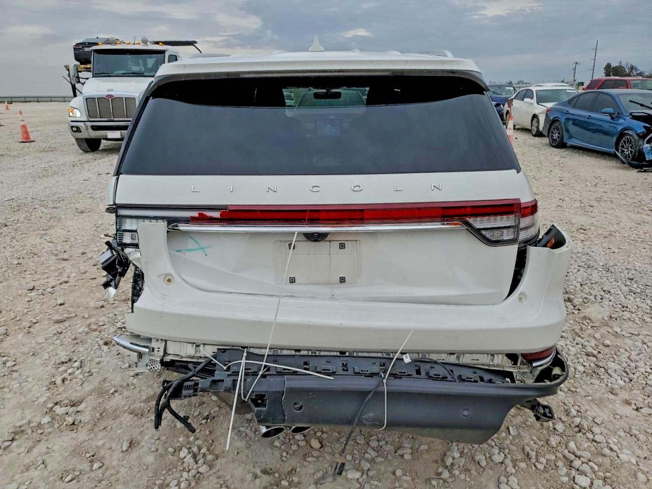 LINCOLN AVIATOR RESERVE