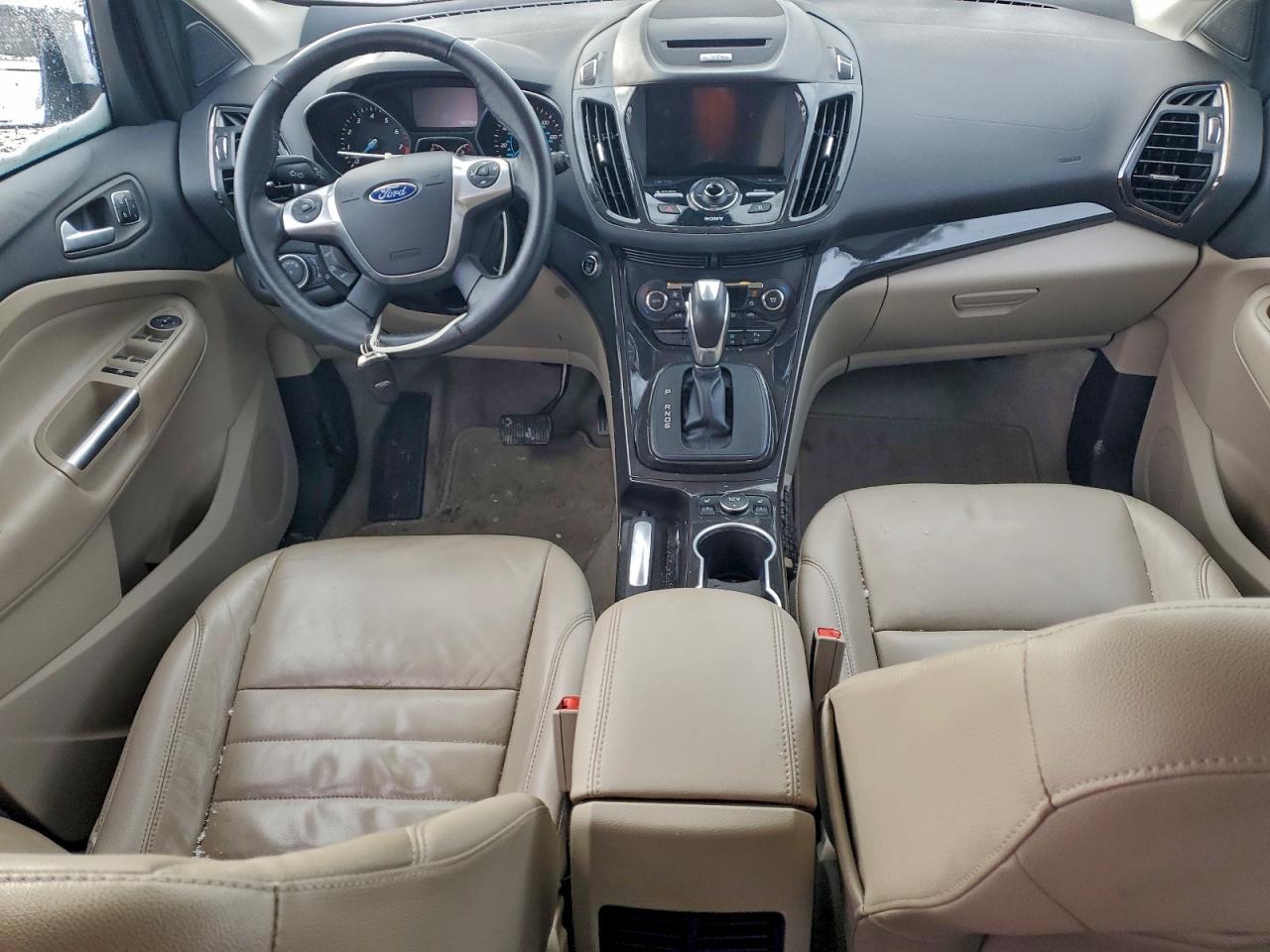 FORD ESCAPE TITANIUM