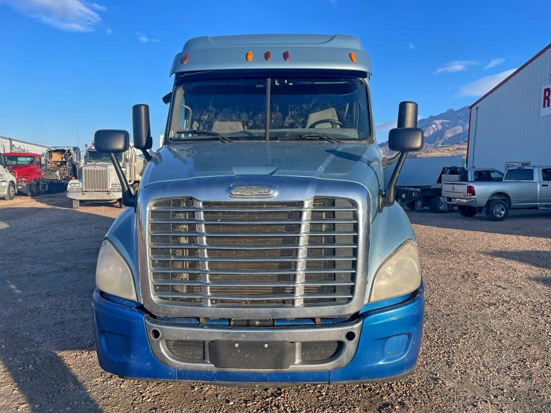 2014 FREIGHTLINER CASCADIA 1 #3305405304
