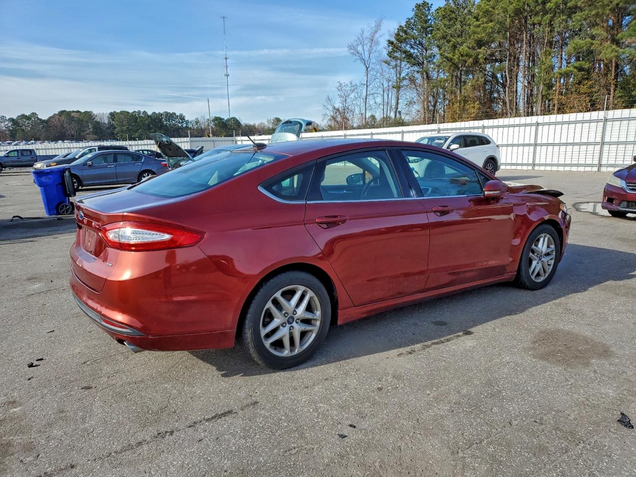 FORD FUSION SE