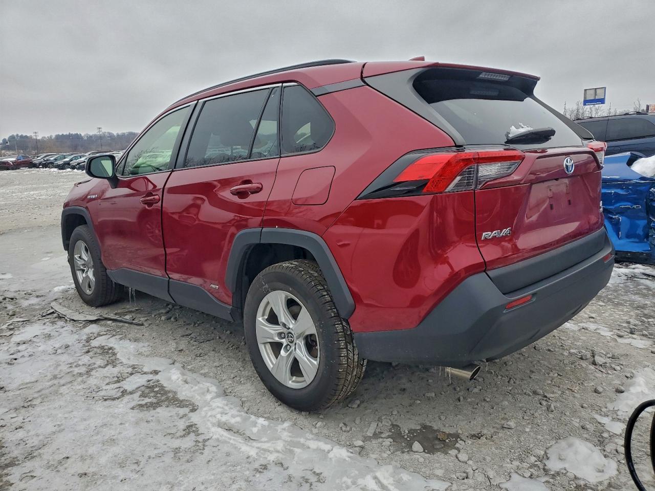 TOYOTA RAV4 LE