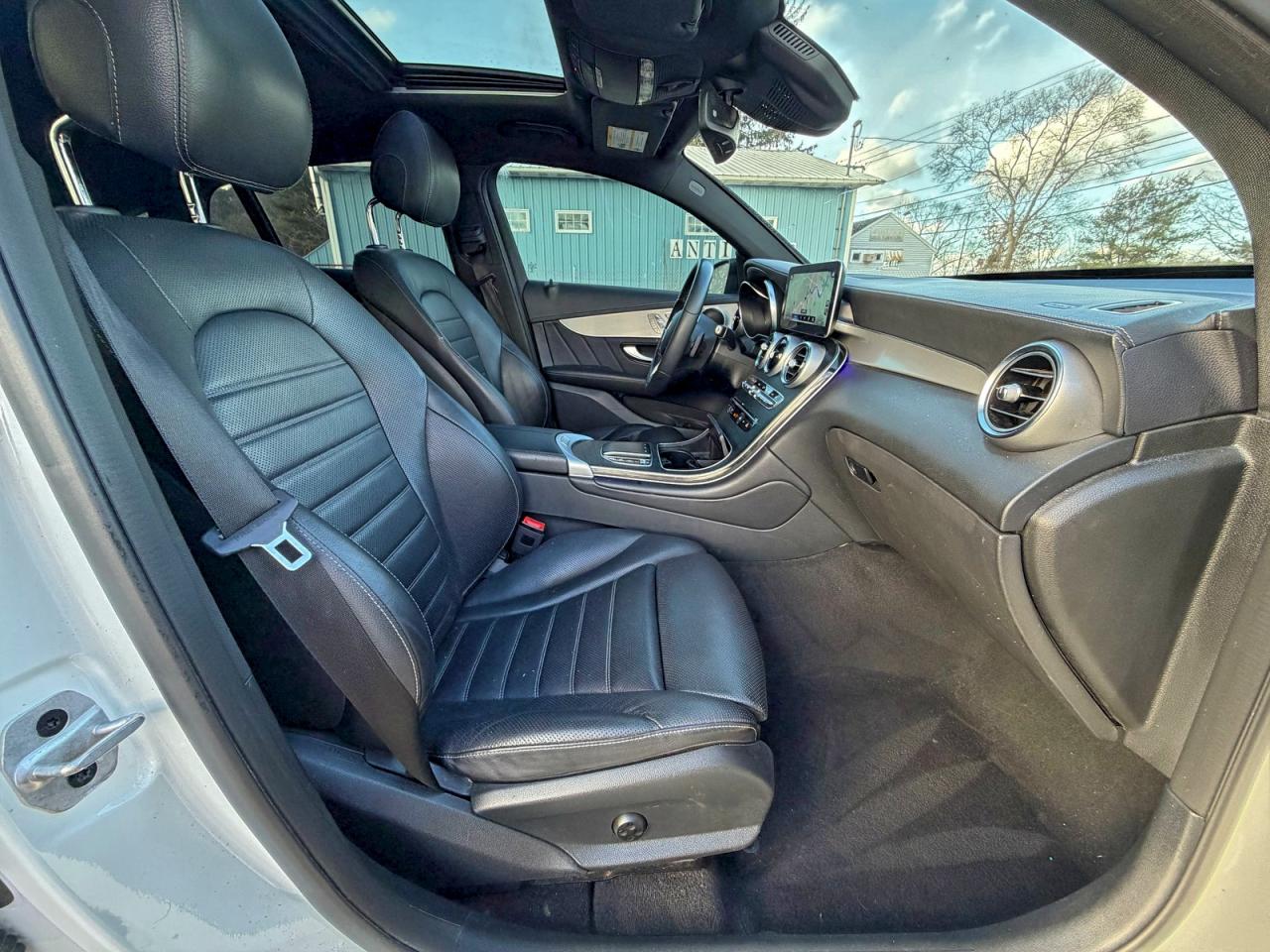 MERCEDES-BENZ GLC-CLASS 300 4MATIC