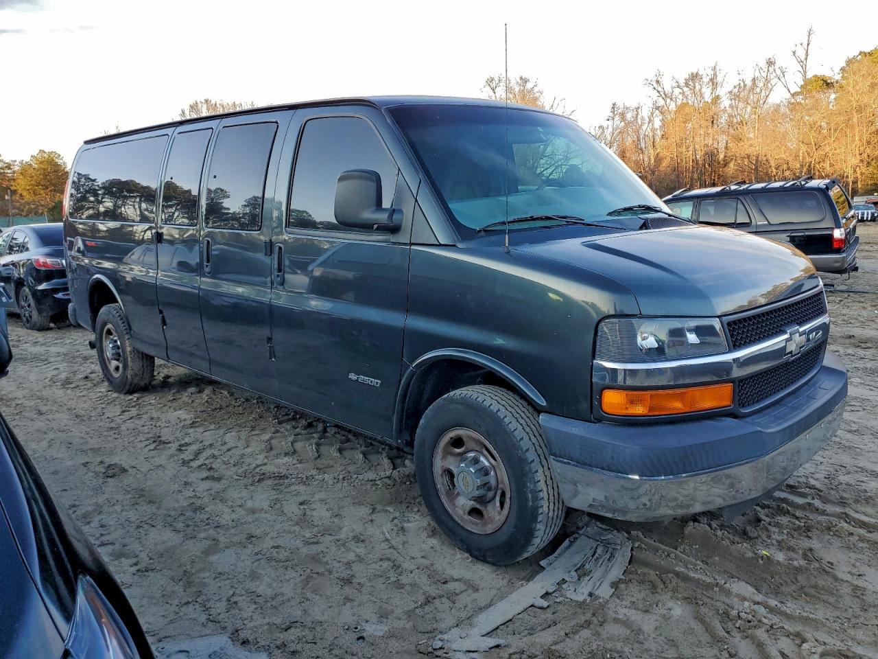 Lot #3302865917 2003 CHEVROLET EXPRESS G2
