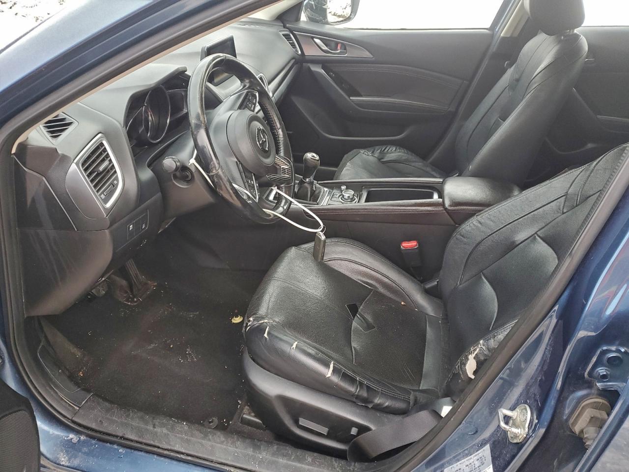 MAZDA 3 GRAND TOURING