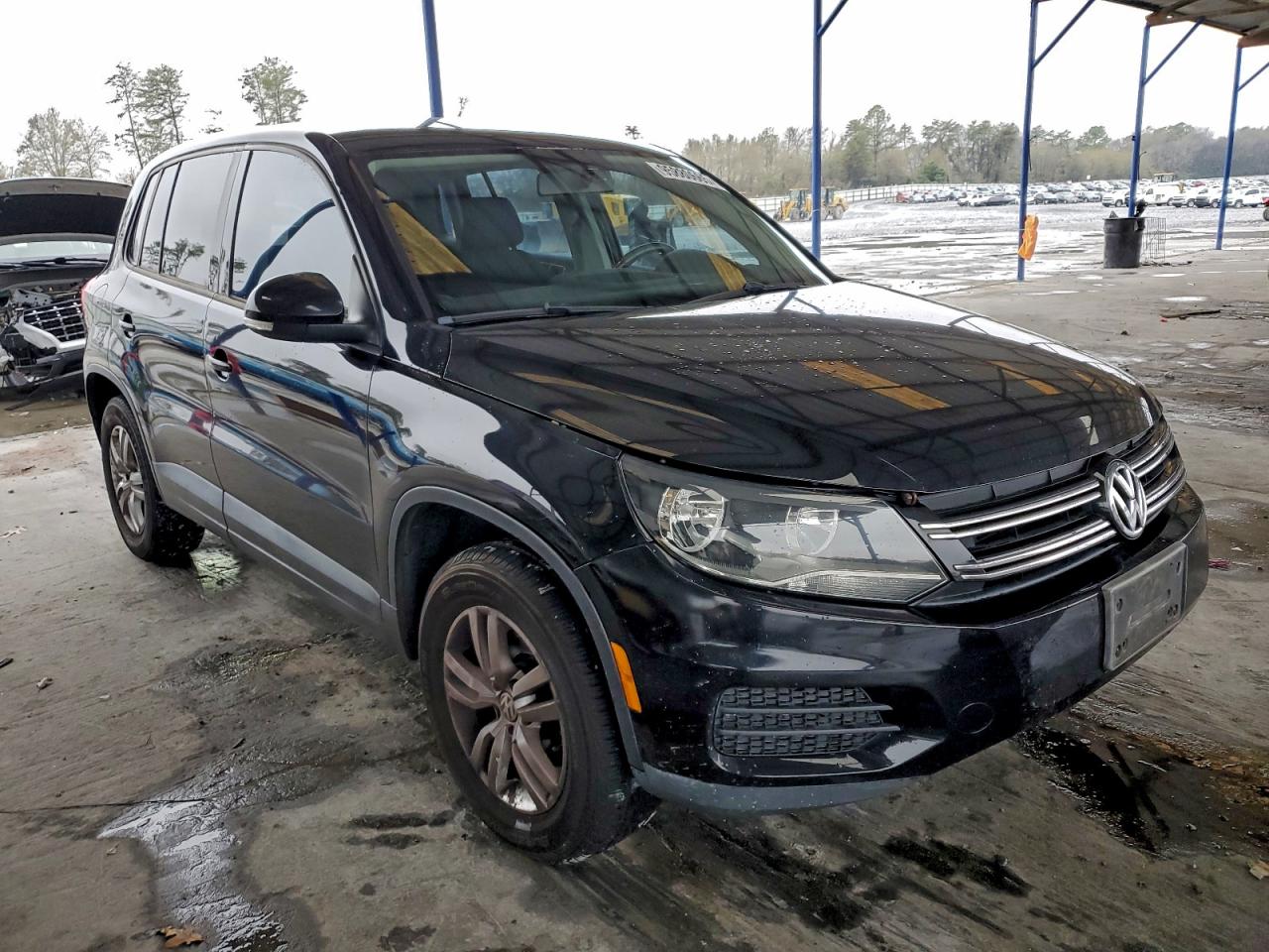 Lot #3310417998 2013 VOLKSWAGEN TIGUAN S