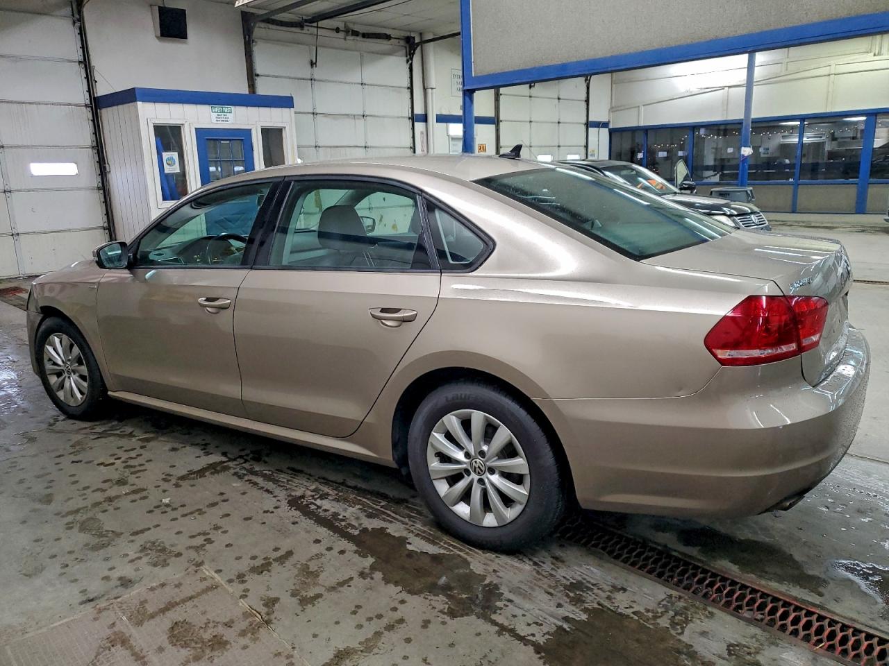 Lot #3317084004 2015 VOLKSWAGEN PASSAT S