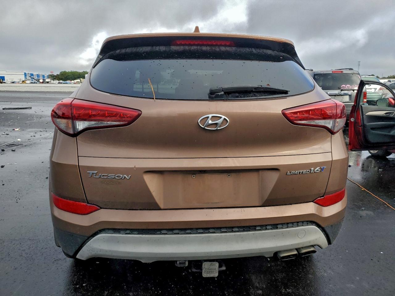Lot #3309286627 2017 HYUNDAI TUCSON LIM