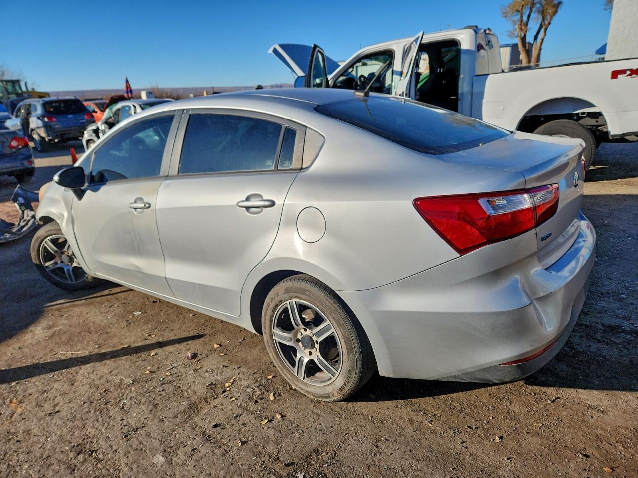 KIA RIO LX