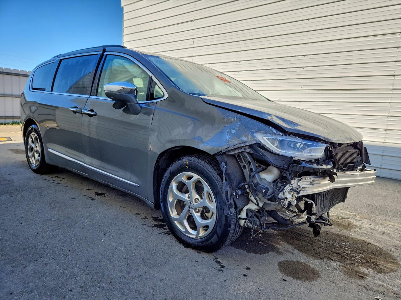 CHRYSLER PACIFICA LIMITED