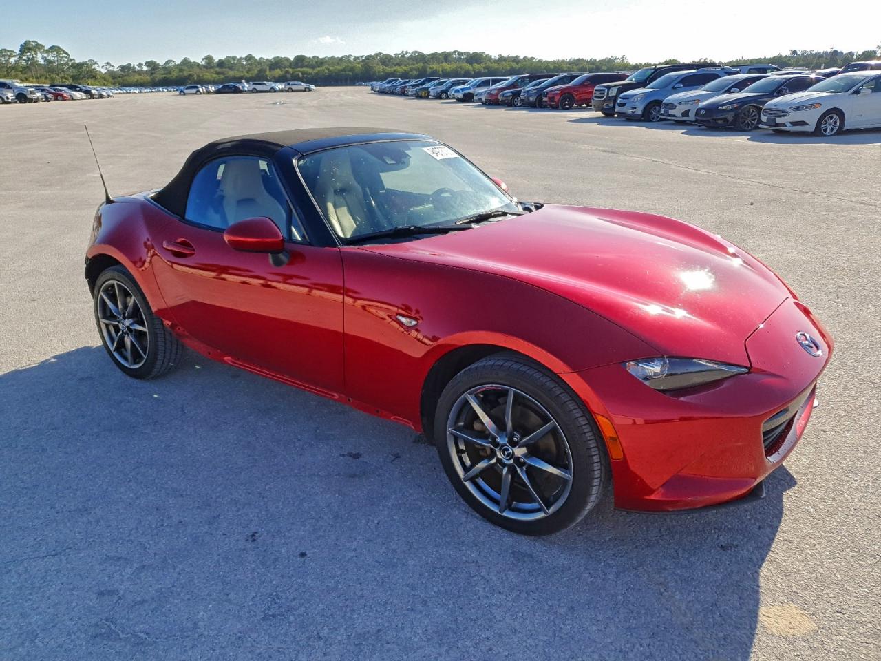 MAZDA MX-5 GRAND TOURING