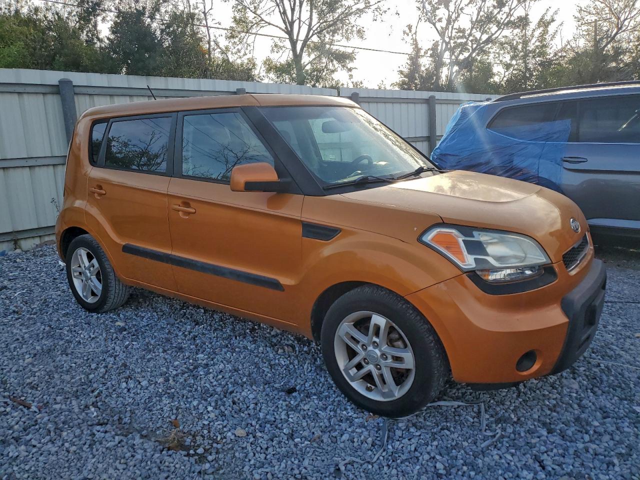 KIA SOUL +