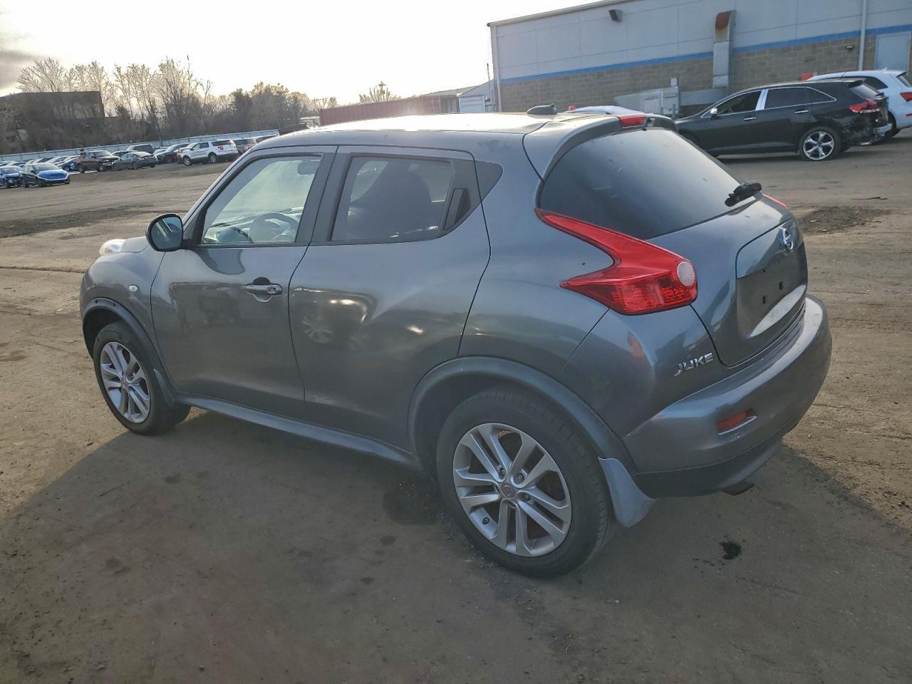NISSAN JUKE S