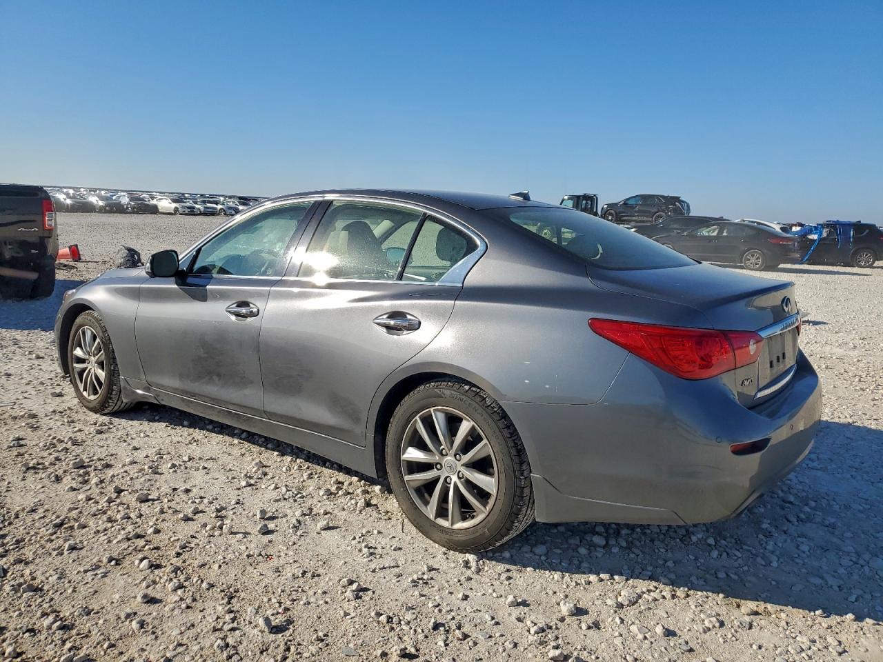 INFINITI Q50 BASE