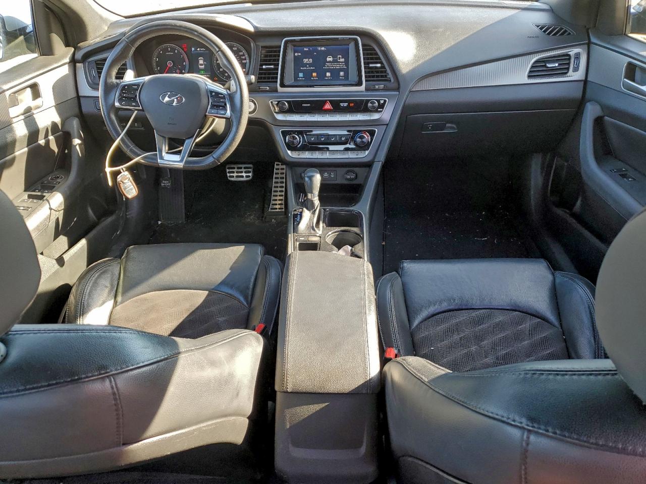 HYUNDAI SONATA SPORT