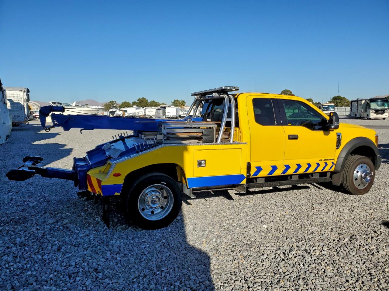 Lot #3311537237 2019 FORD F450 SUPER
