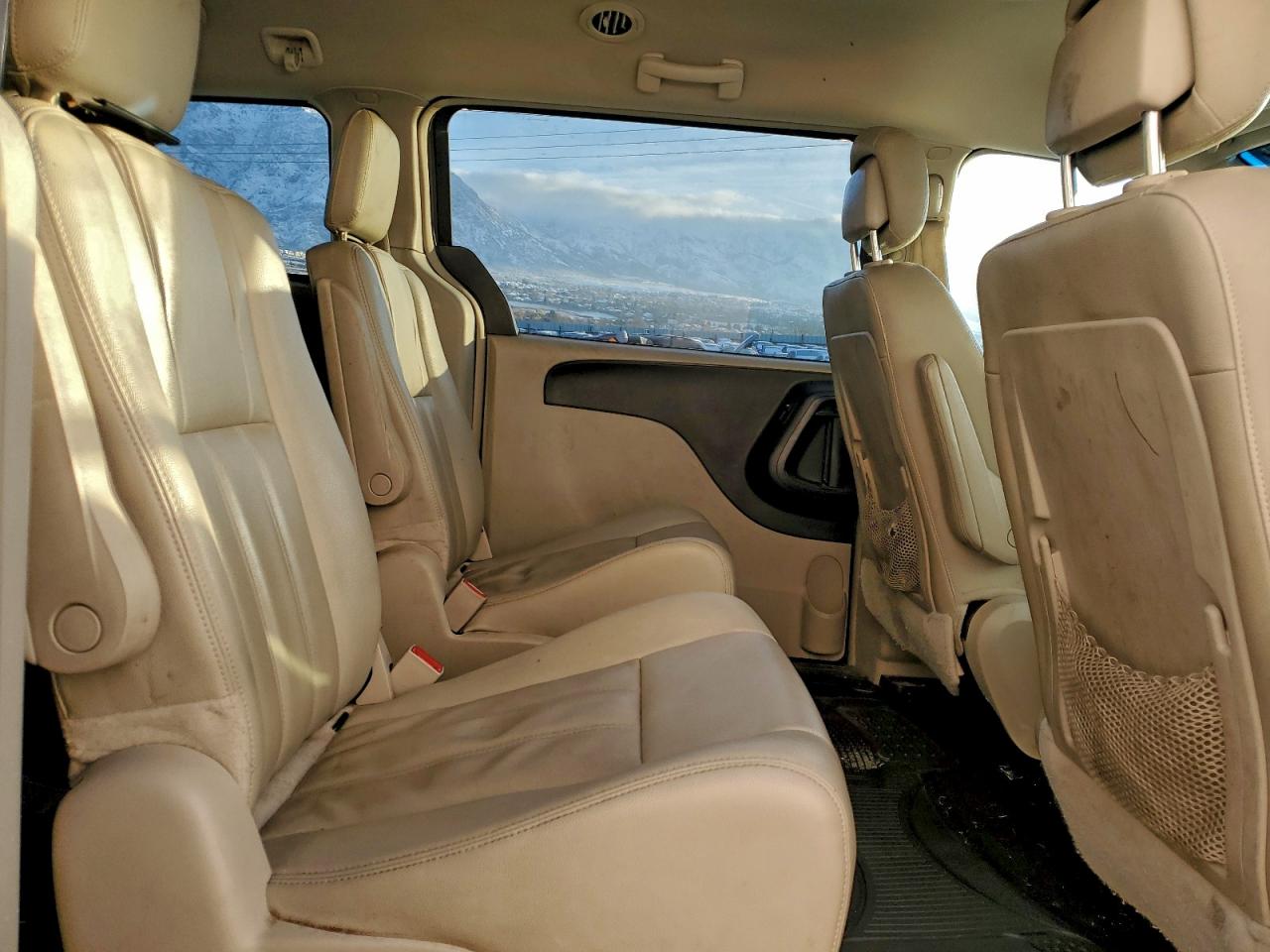 CHRYSLER TOWN & COUNTRY TOURING