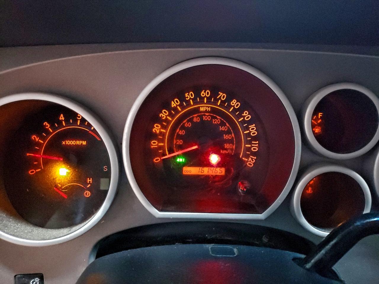 TOYOTA TUNDRA DOUBLE CAB SR5