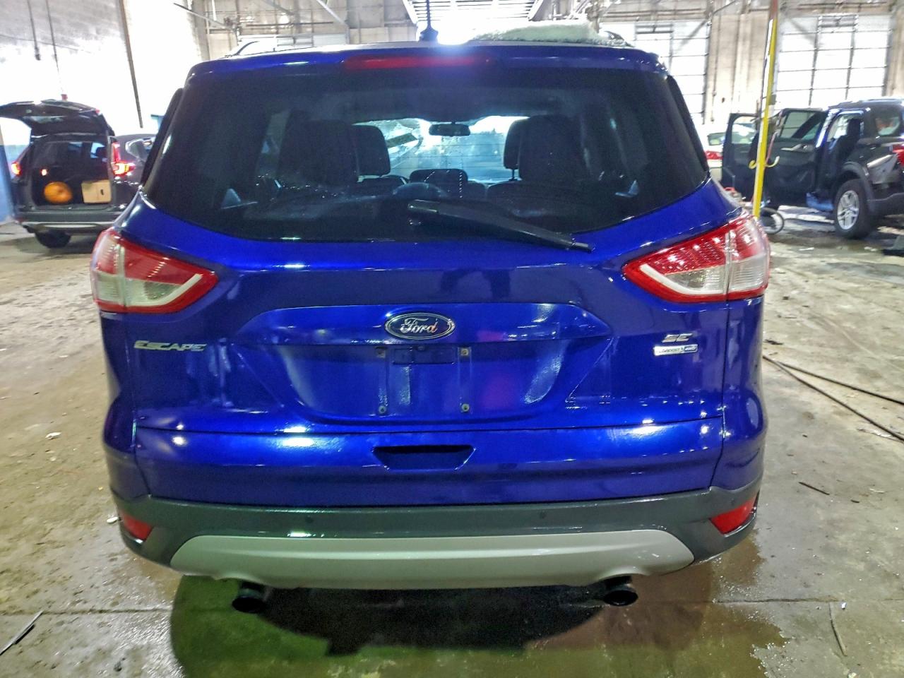 FORD ESCAPE SE