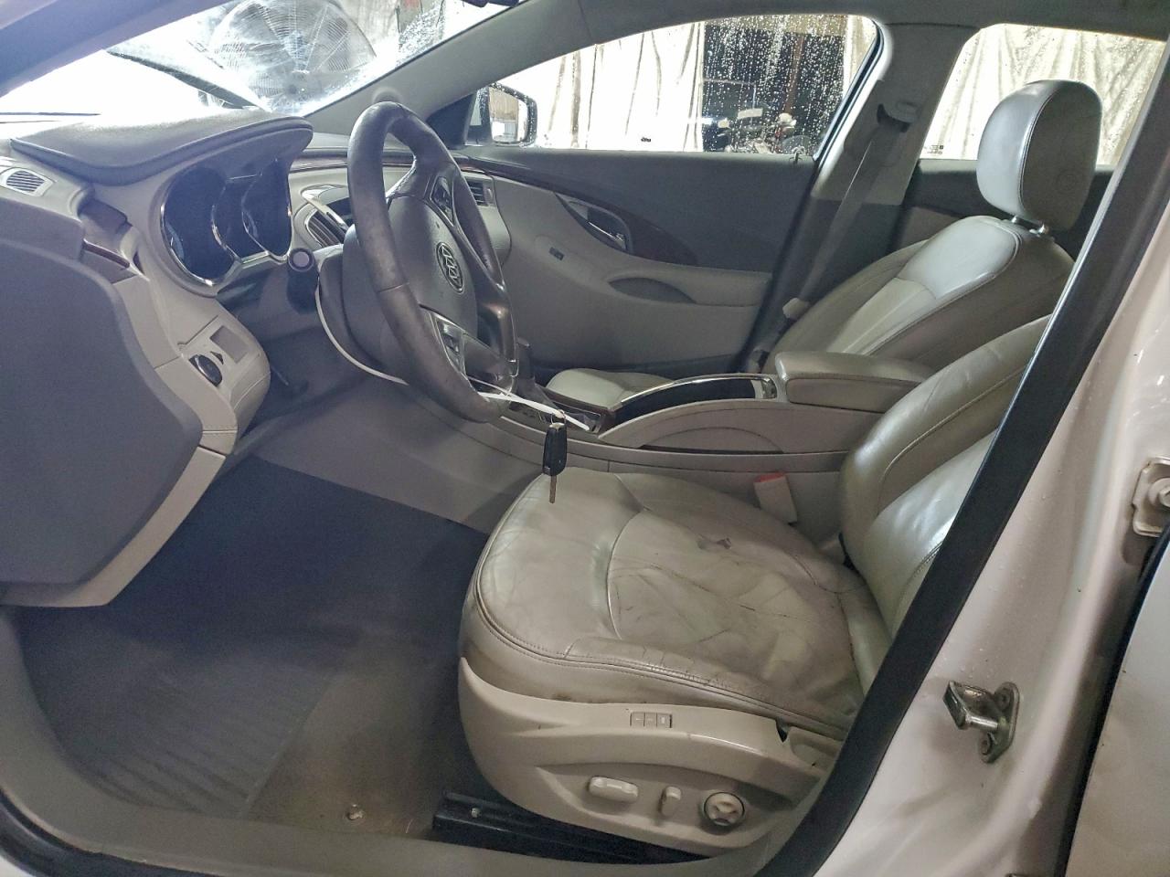 BUICK LACROSSE PREMIUM