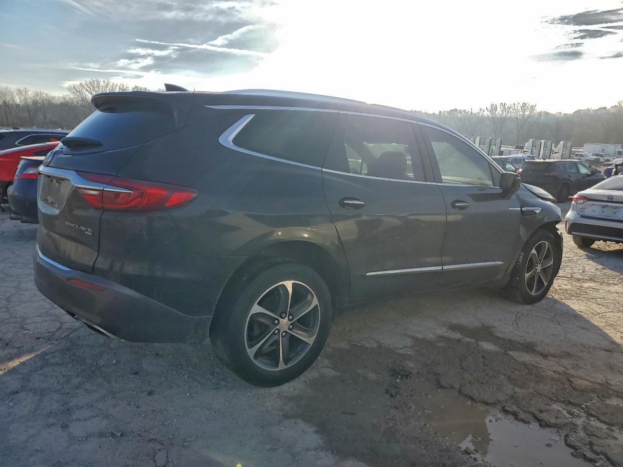 BUICK ENCLAVE ESSENCE