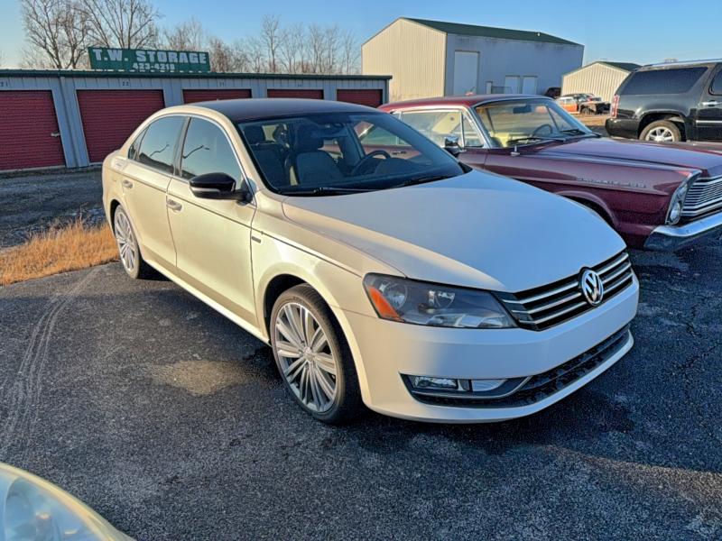 2014 VOLKSWAGEN PASSAT SE #3305217016