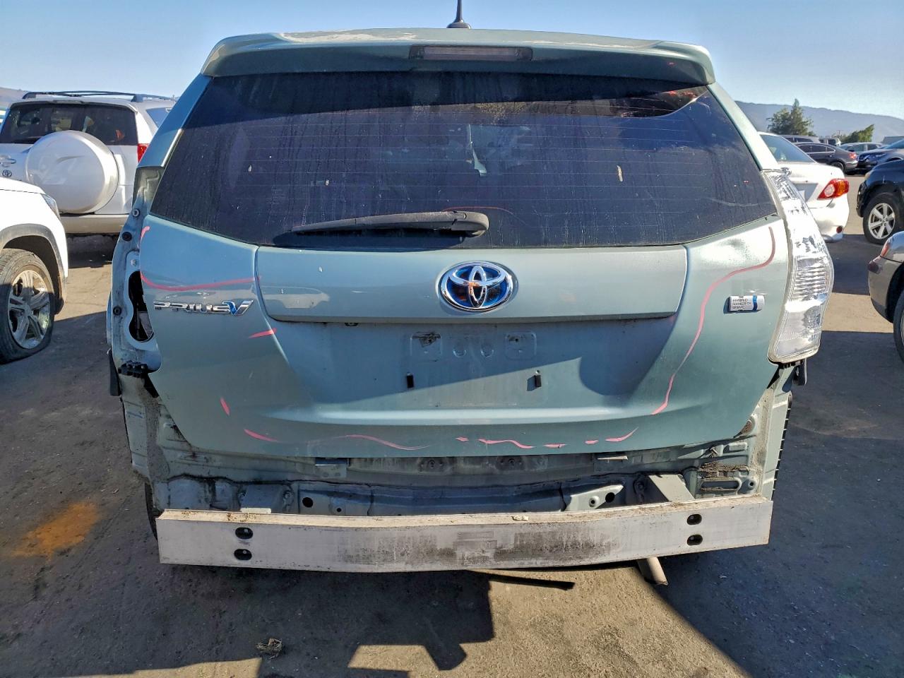 TOYOTA PRIUS V