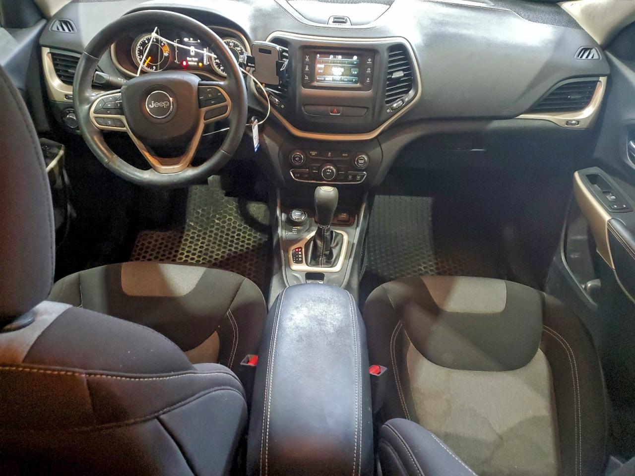 JEEP GRAND CHEROKEE SPORT