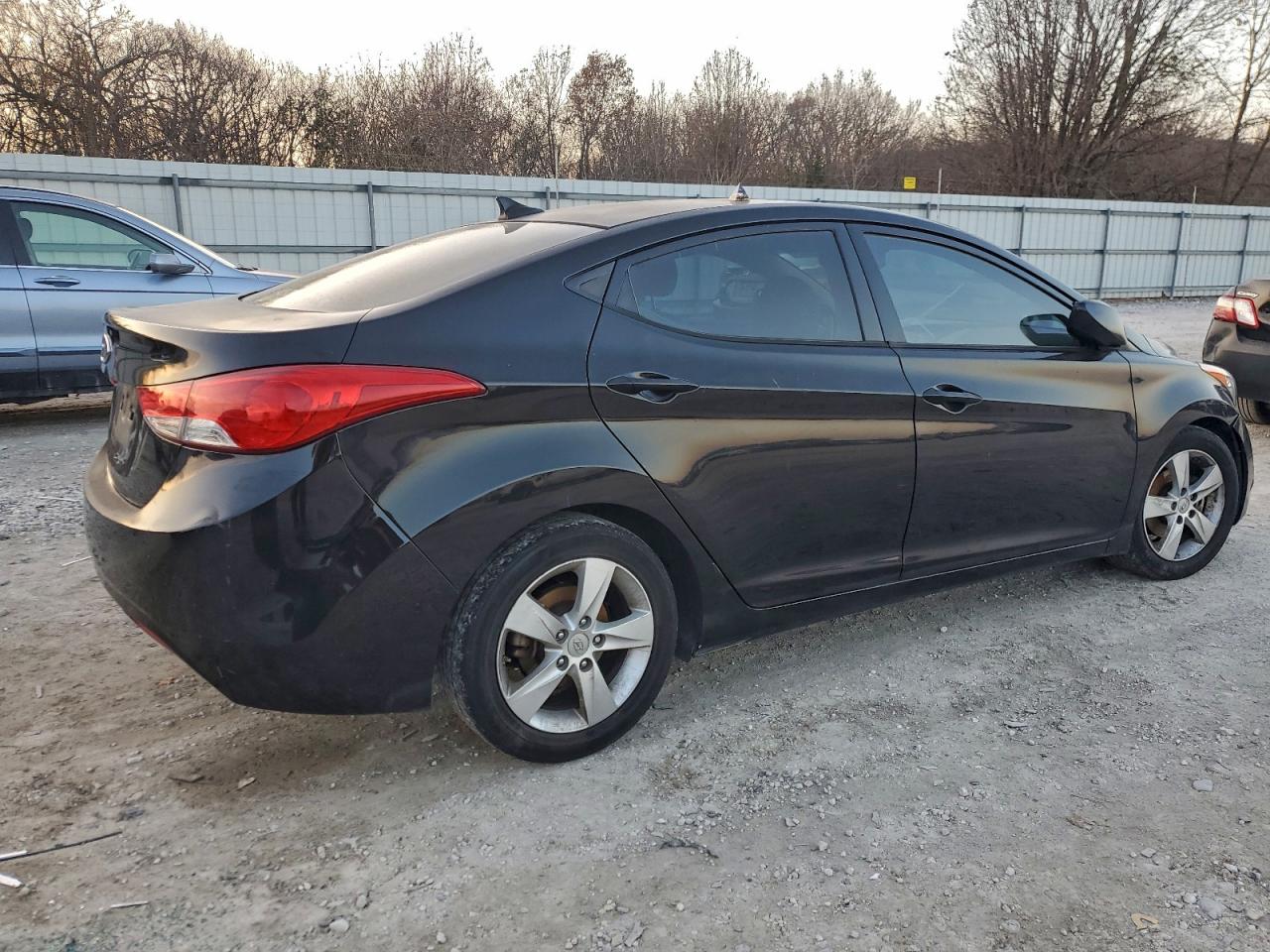 Lot #3308296168 2013 HYUNDAI ELANTRA GL