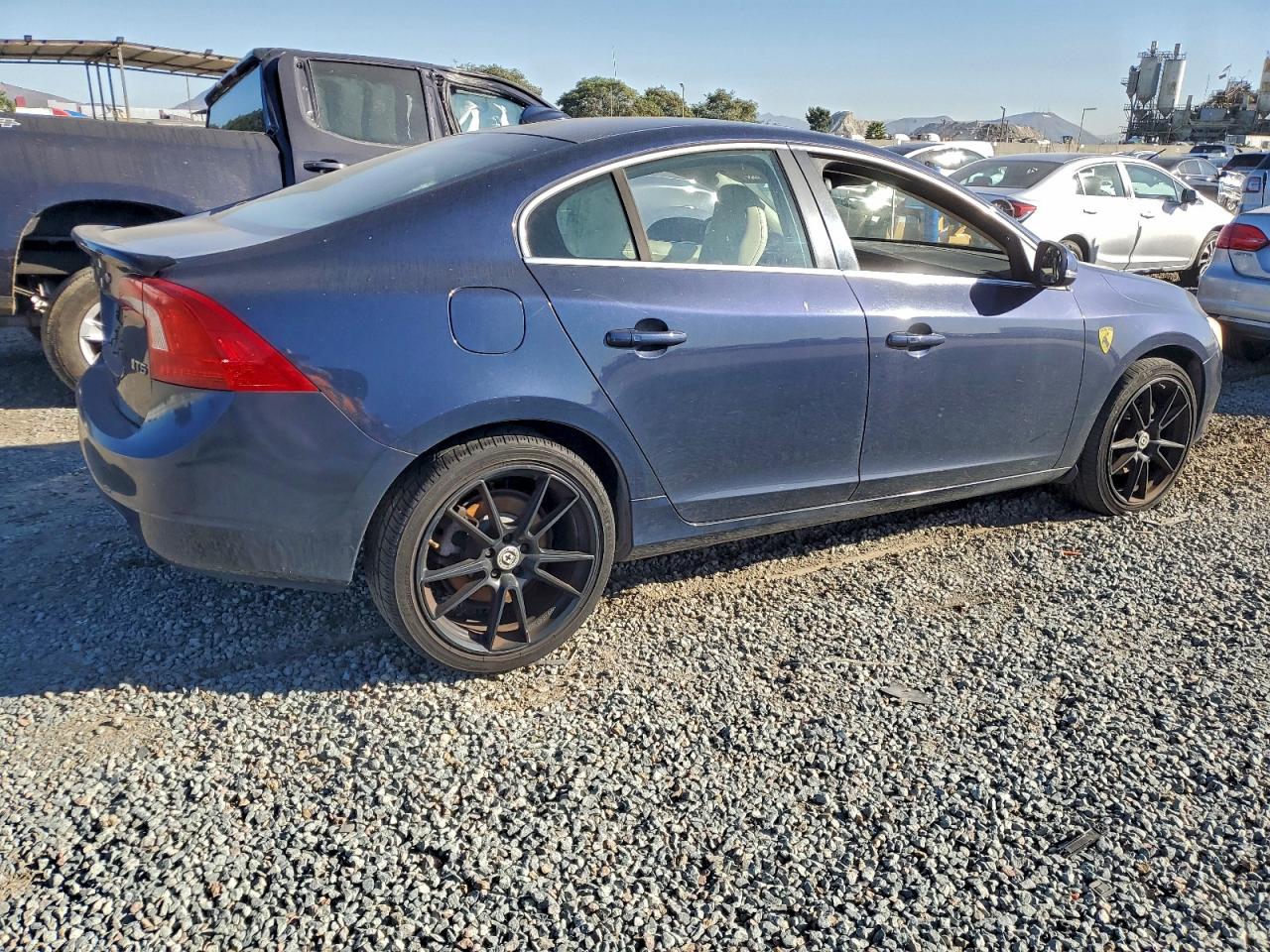 VOLVO S60 T5