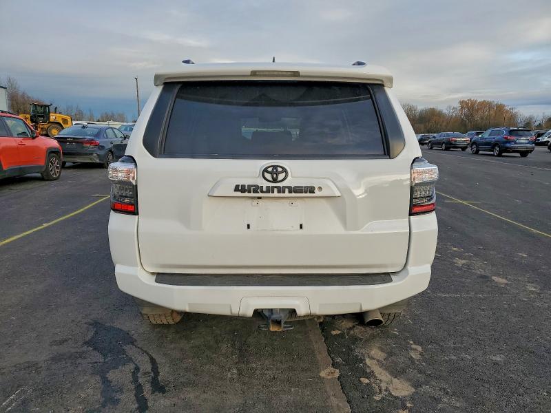 2017 TOYOTA 4RUNNER SR #3312253774