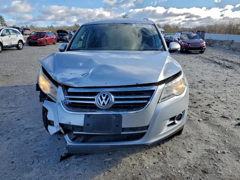 2009 VOLKSWAGEN TIGUAN SE #3312513619