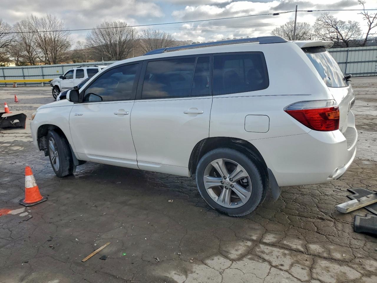 Lot #3311656240 2010 TOYOTA HIGHLANDER