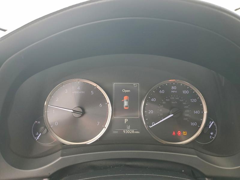 2017 LEXUS IS 200T #3304450599