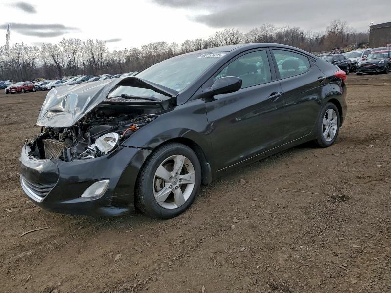 2013 HYUNDAI ELANTRA GL #3317703069