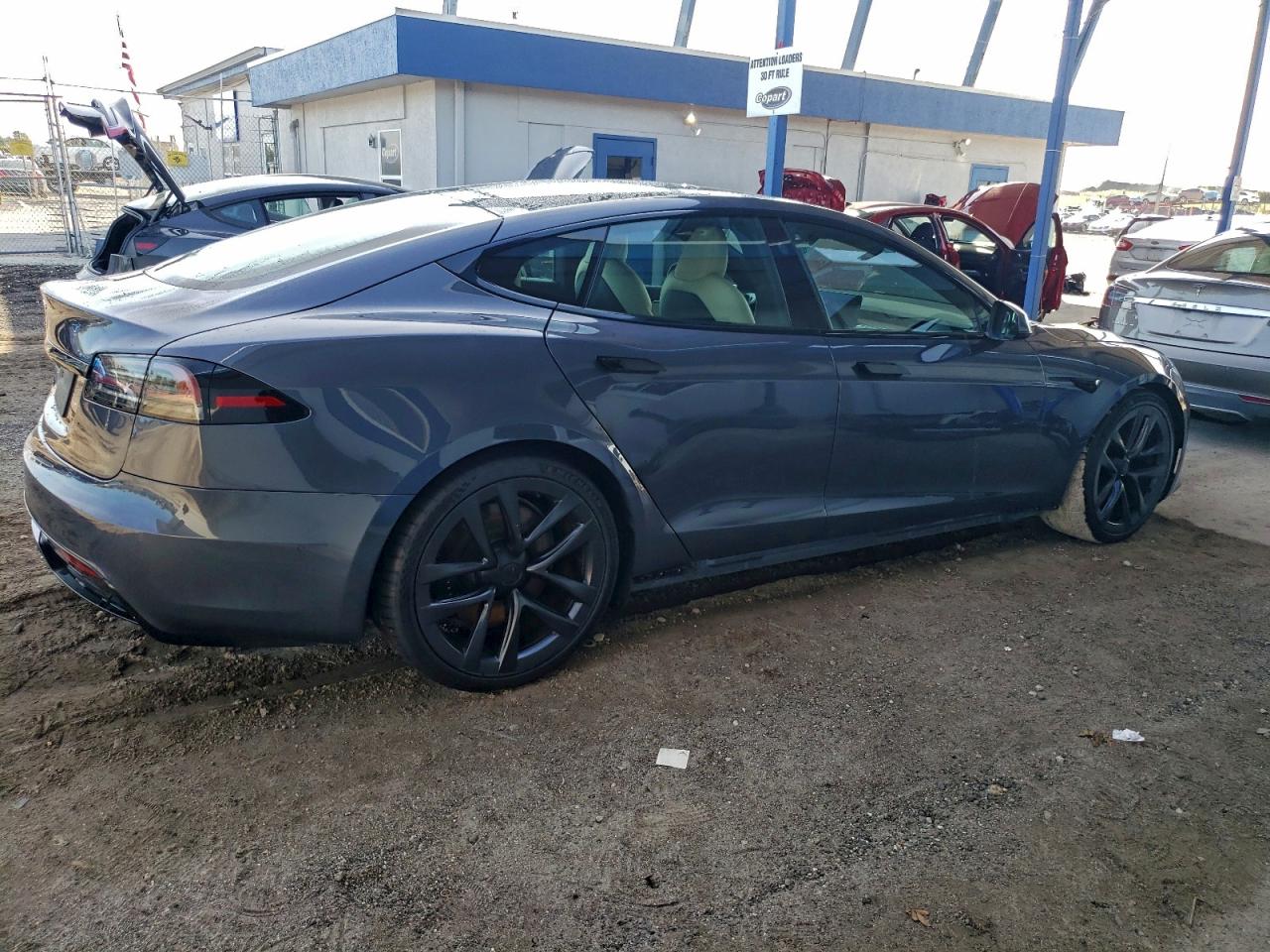 TESLA MODEL S