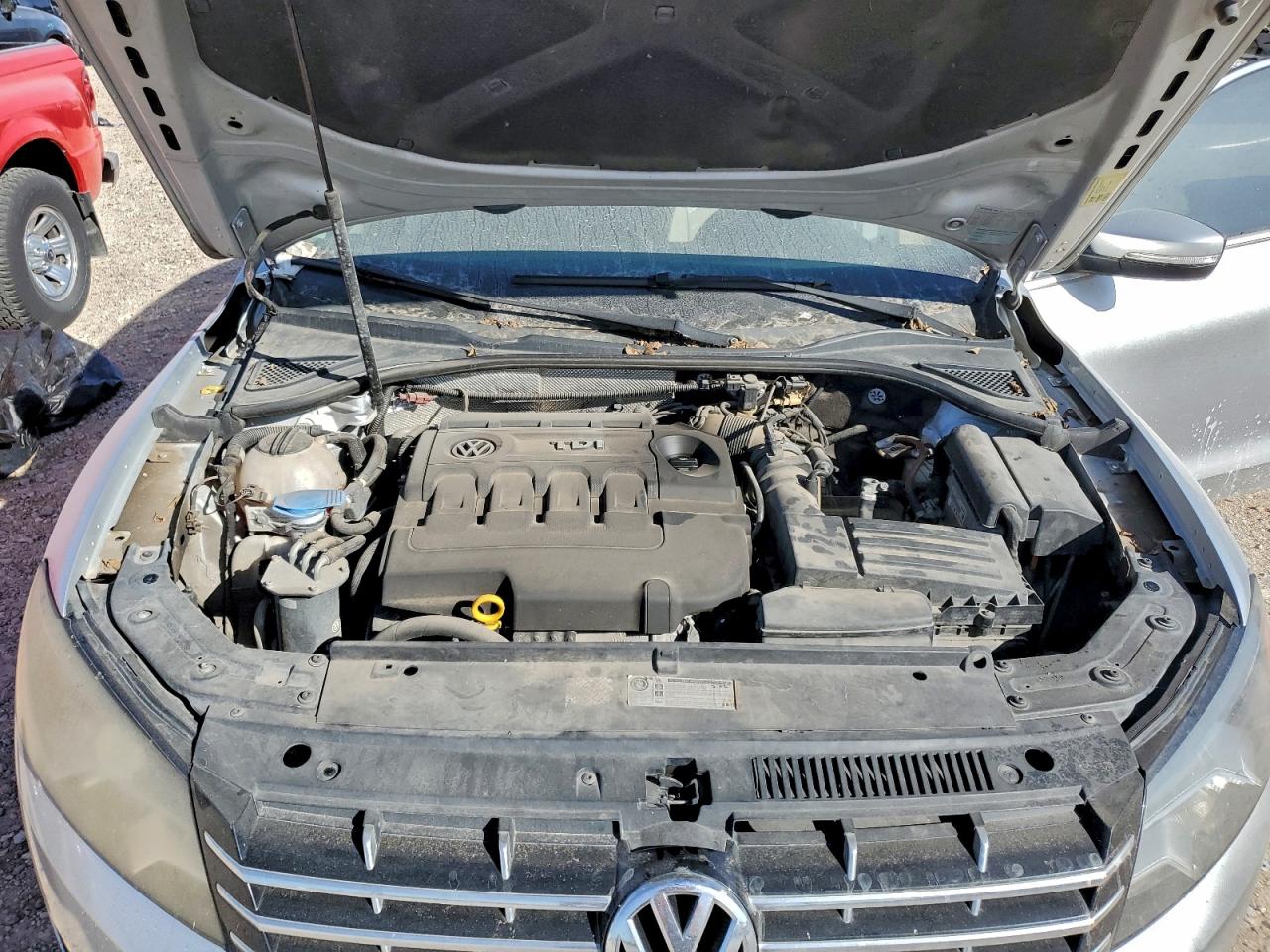 Lot #3318079385 2015 VOLKSWAGEN PASSAT SE