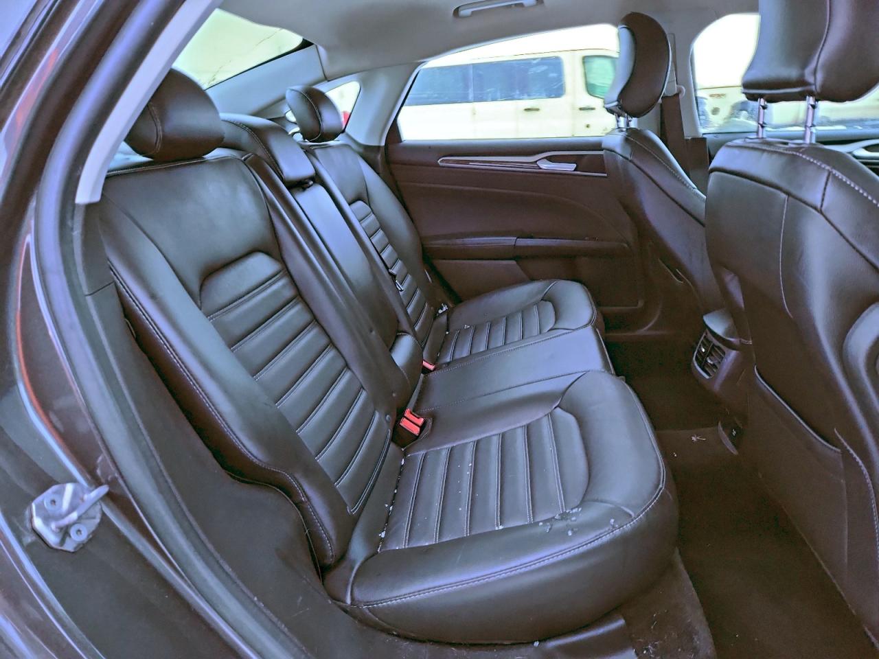 Lot #3310453347 2016 FORD FUSION SE