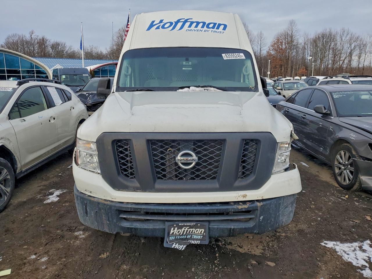 NISSAN NV2500 2500 S