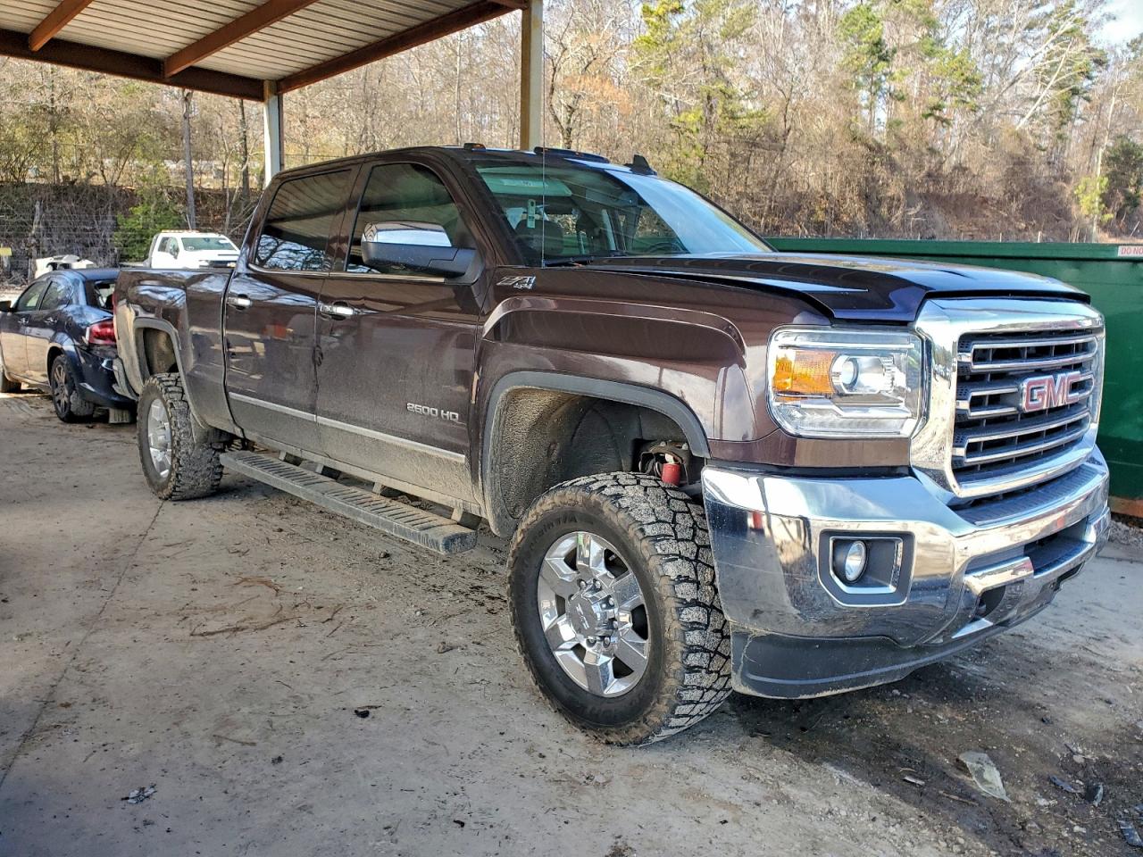 GMC SIERRA K2500 SLT